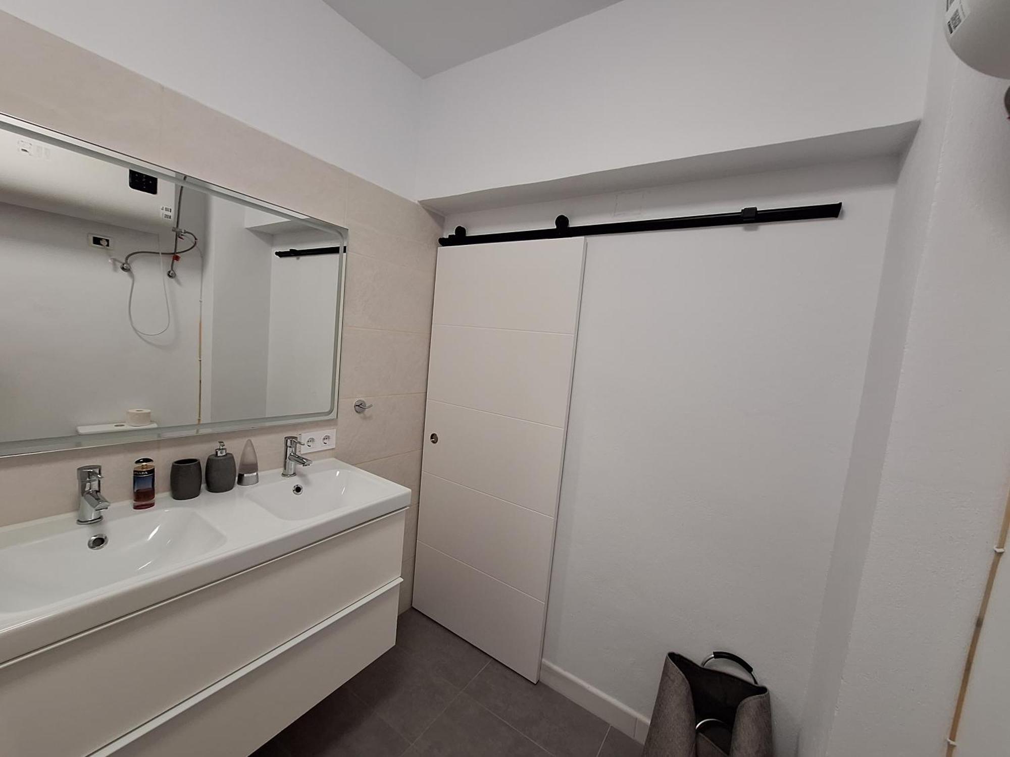 Habitacion Con Bano Privado En Un Piso Con Familia Санта-Круз-де-ла-Пальма Экстерьер фото