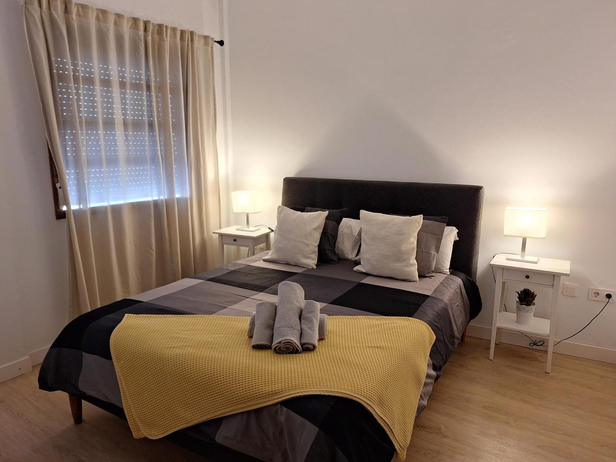 Habitacion Con Bano Privado En Un Piso Con Familia Санта-Круз-де-ла-Пальма Экстерьер фото